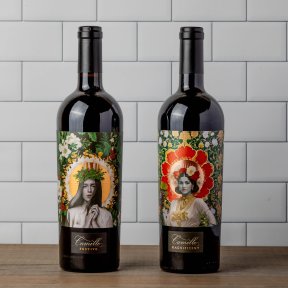 Camille Festive & Magnificent Wine Gift Set