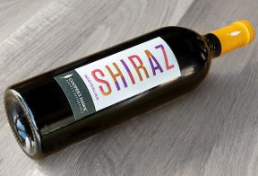 Shiraz Wine