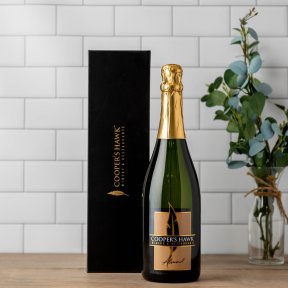 Almond Sparkling Wine + Gift Box Set