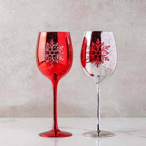 Red Snowflake Stemmed Wine Glass