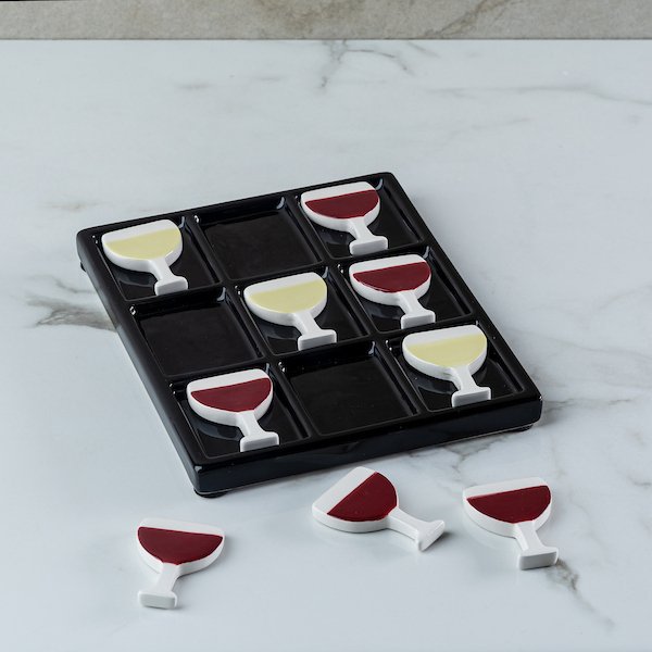 Wine Tic-Tac-Toe Set