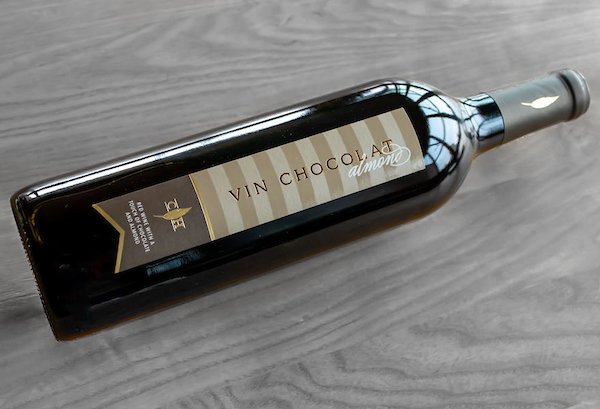Vin Chocolat Almond Wine